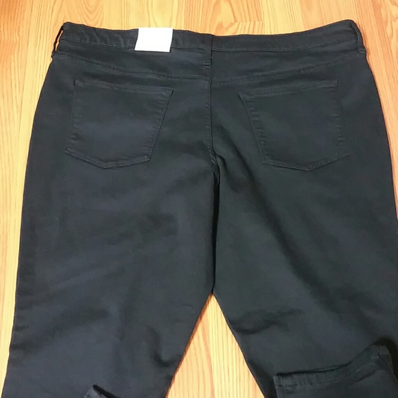 Universal tread New Size 18 Hi-rise Skinny - Picture 6 of 7